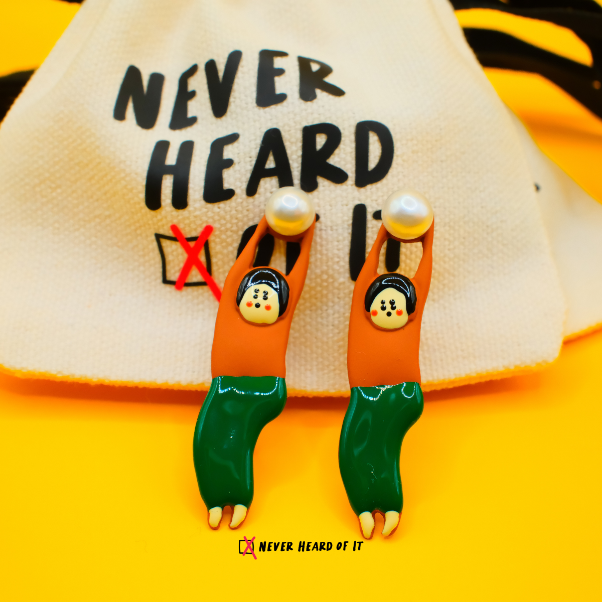 She Holds the Moon enamel stud earring by Never Heard of It — view 4